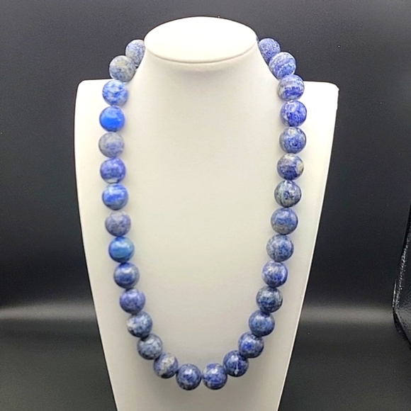 1058 Cts Chunky Natural Blue Lapis Lazuli Round Beaded Natural Gemstone Necklace - Picture 2 of 7